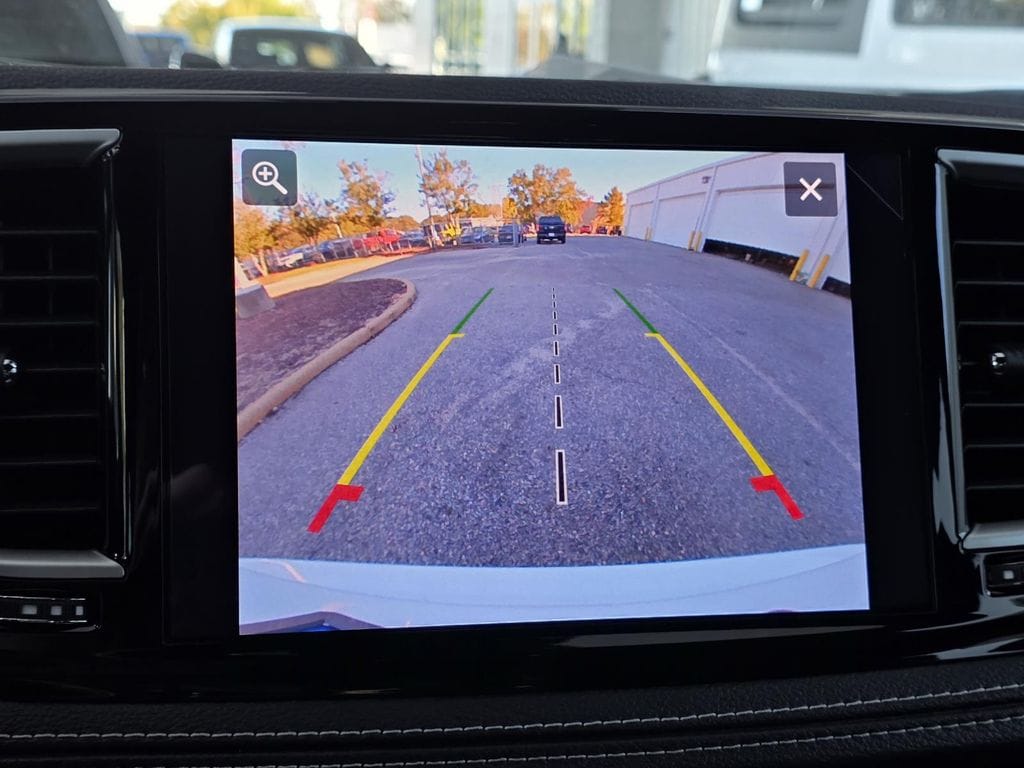 2026 Chrysler Pacifica Select - Photo 21