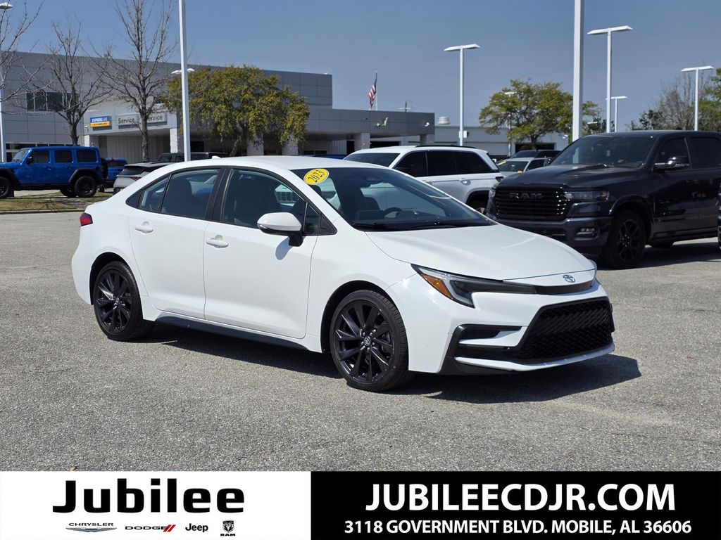 2023 Toyota Corolla SE