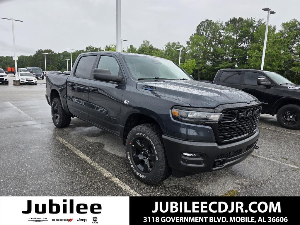 New 2026 Ram 1500 WARLOCK CREW CAB 4X4 5'7 BOX Pickup