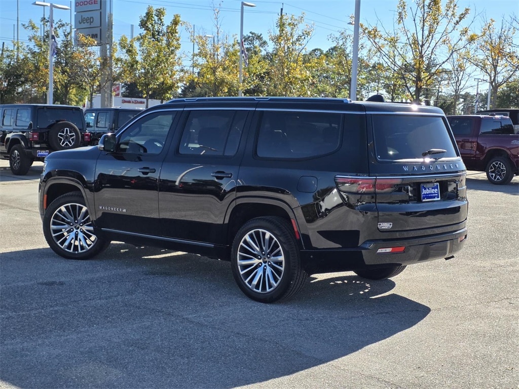 New 2025 Jeep Wagoneer LIMITED 4X4 Sport Utility