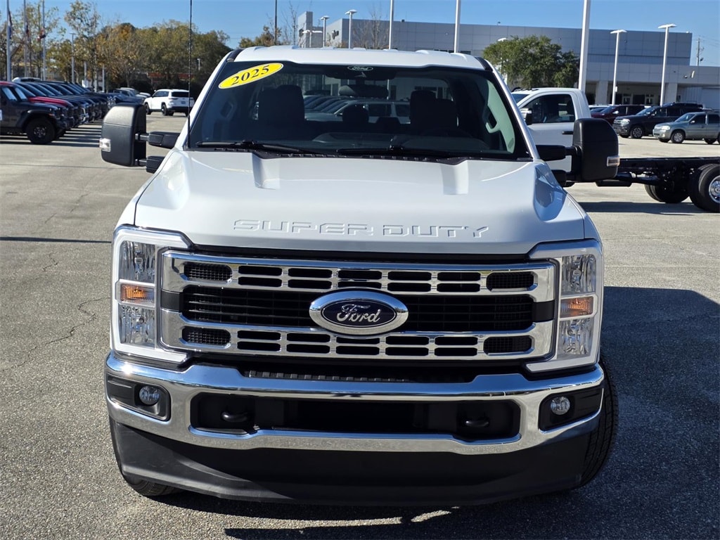 Used 2025 Ford F-250SD XLT Truck