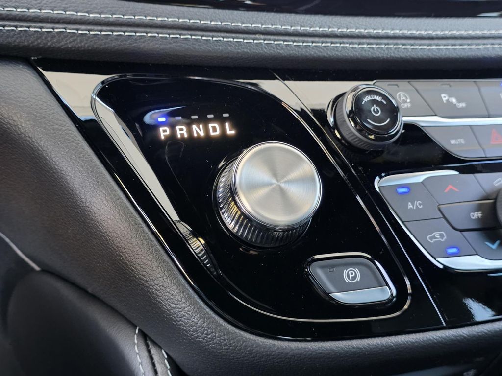 2026 Chrysler Pacifica Limited - Photo 33