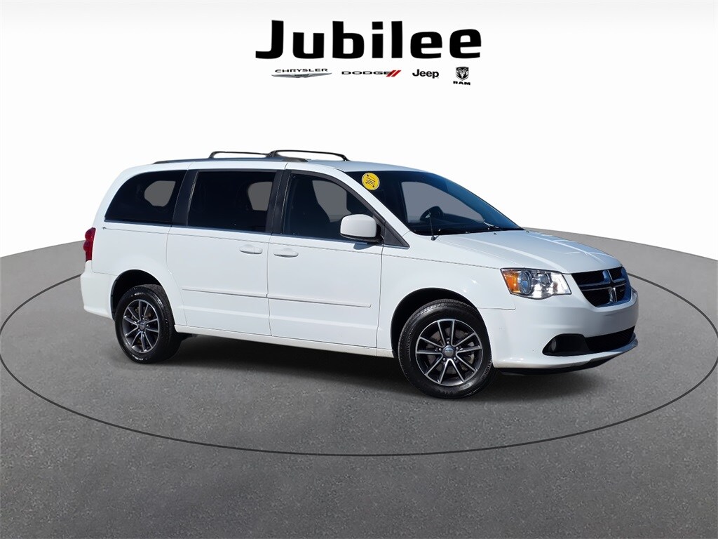 Used 2017 Dodge Grand Caravan SXT Minivan/Van