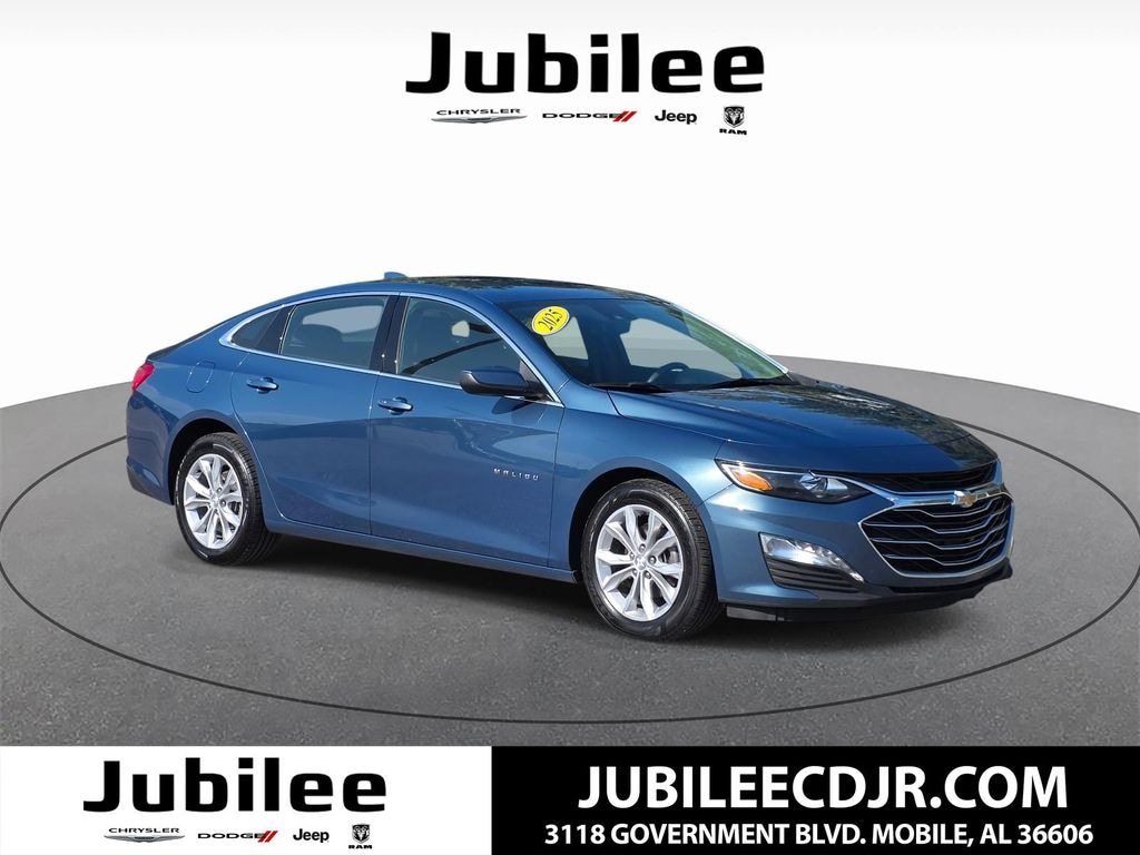 Used 2025 Chevrolet Malibu LT Sedan