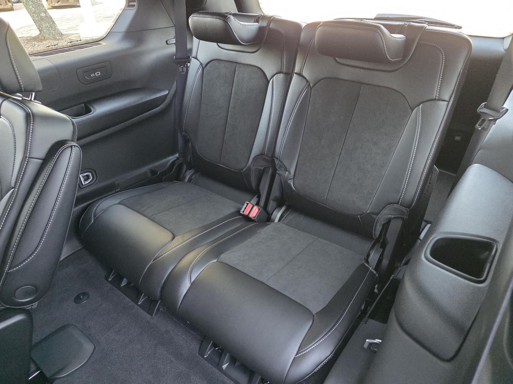 2025 Jeep Grand Cherokee L Altitude - Photo 15