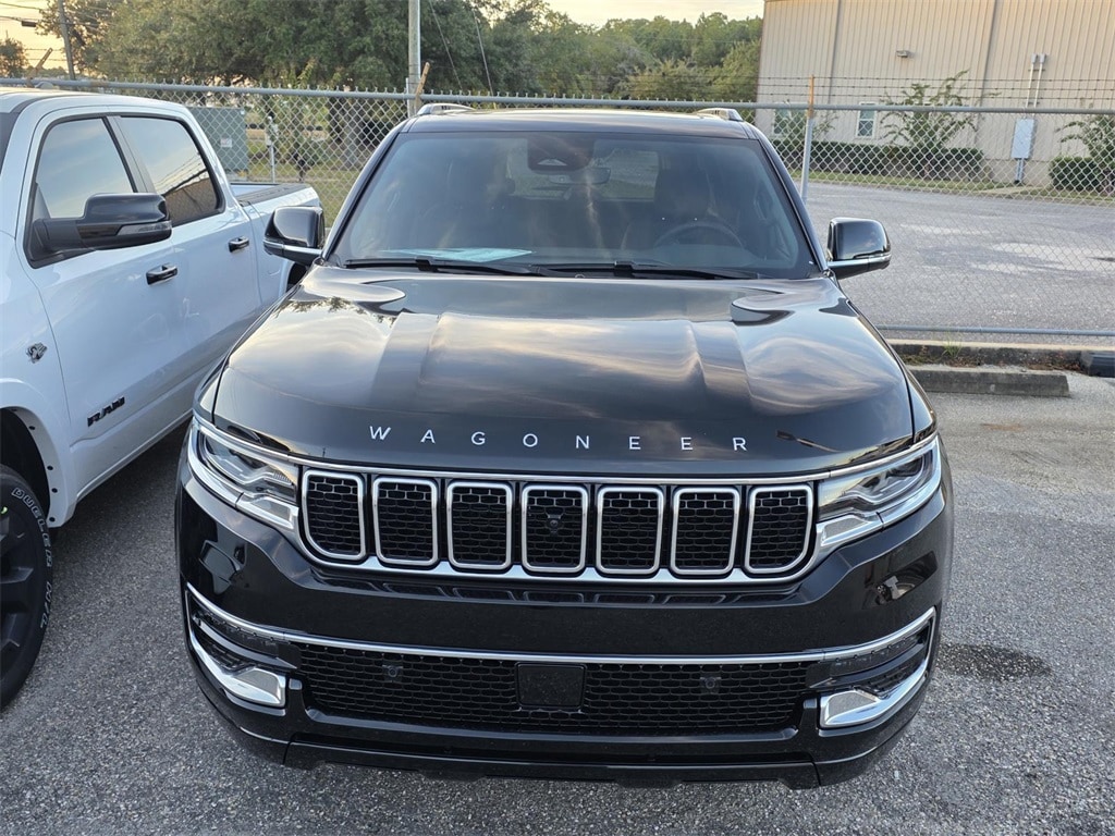 New 2025 Jeep Wagoneer LIMITED 4X4 Sport Utility