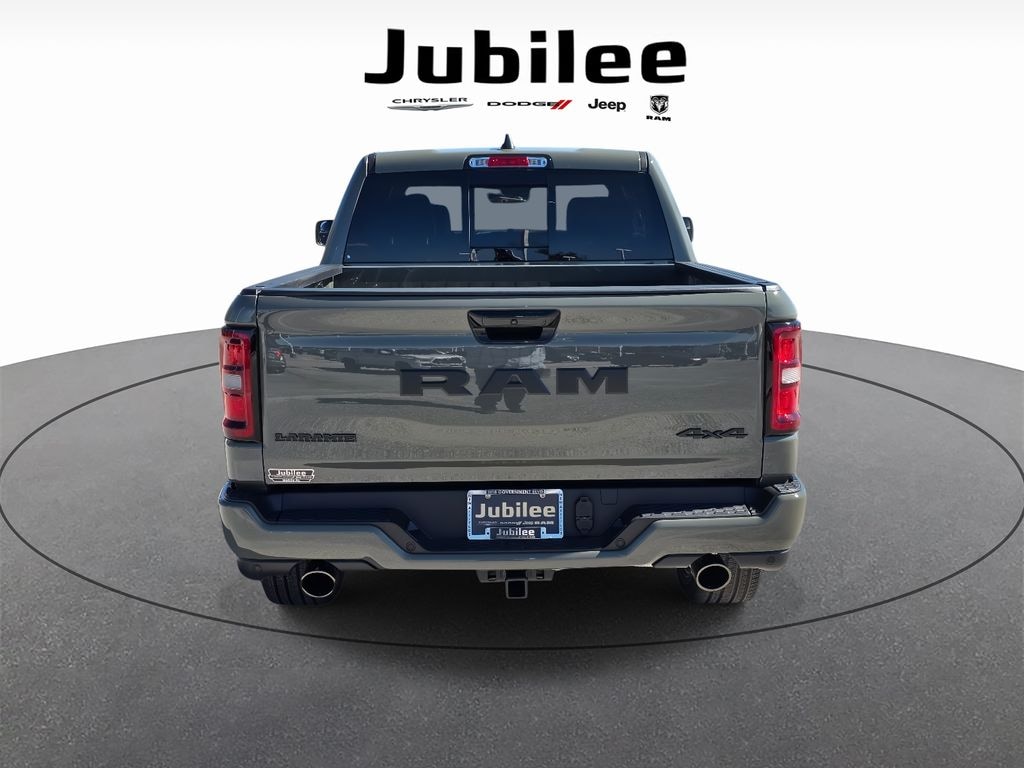 New 2026 Ram 1500 LARAMIE CREW CAB 4X4 5'7 BOX Pickup