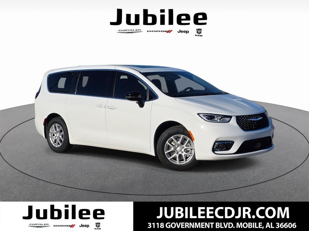 New 2026 Chrysler Pacifica SELECT Passenger Van