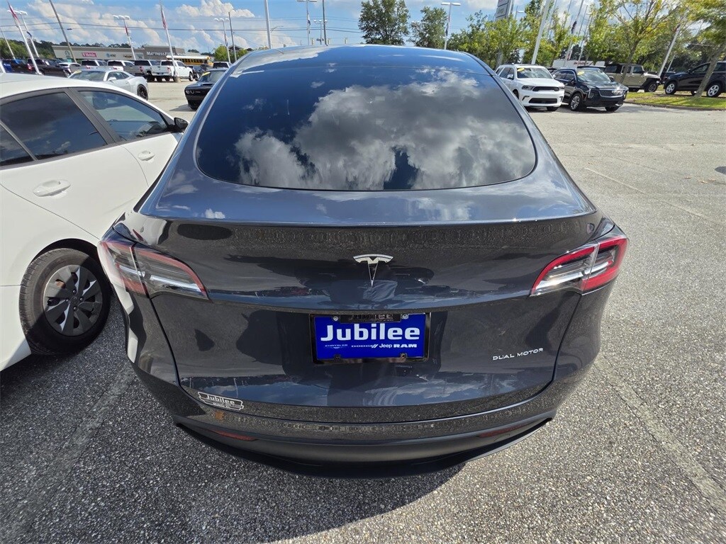 2021 Tesla Model Y Long Range photo 3