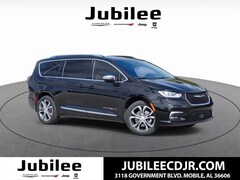 2026 Chrysler Pacifica PINNACLE AWD Passenger Van