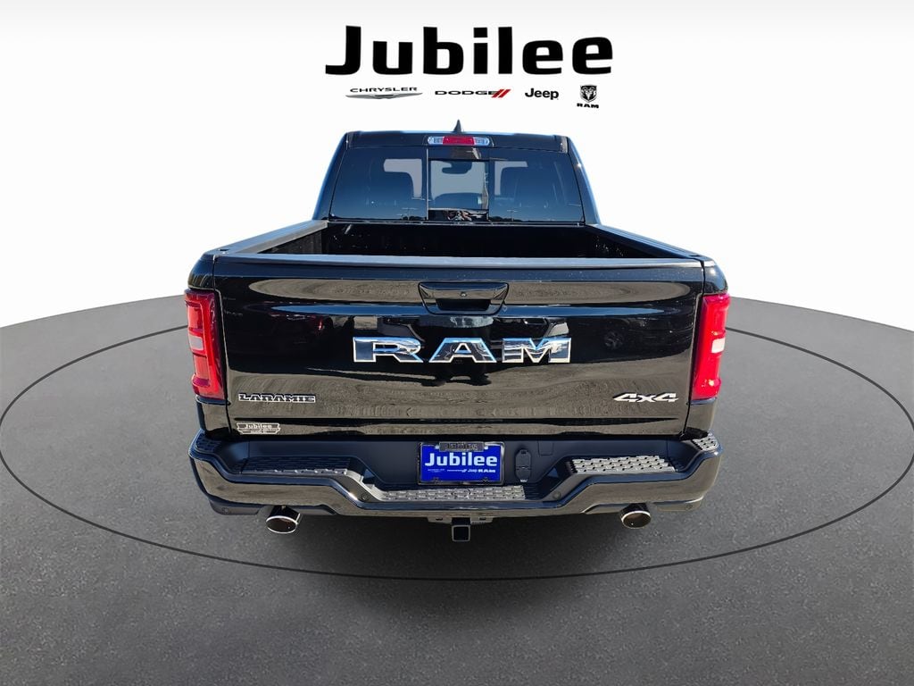 New 2026 Ram 1500 LARAMIE CREW CAB 4X4 5'7 BOX Pickup