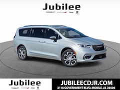 2026 Chrysler Pacifica PINNACLE AWD Passenger Van