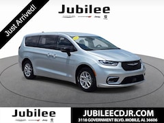 2024 Chrysler Pacifica Touring L Minivan/Van