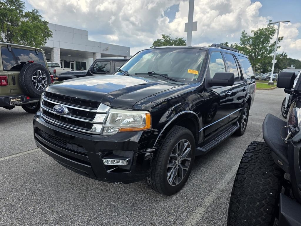 Used 2016 Ford Expedition XLT SUV
