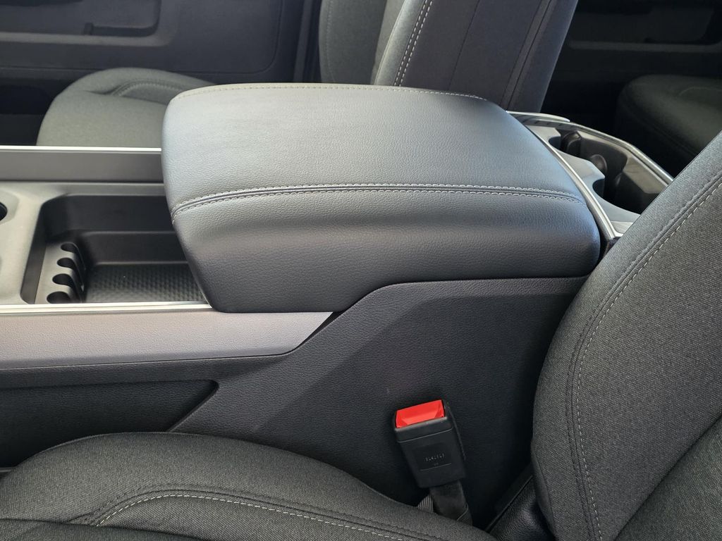 2026 RAM 2500 Big Horn - Photo 8