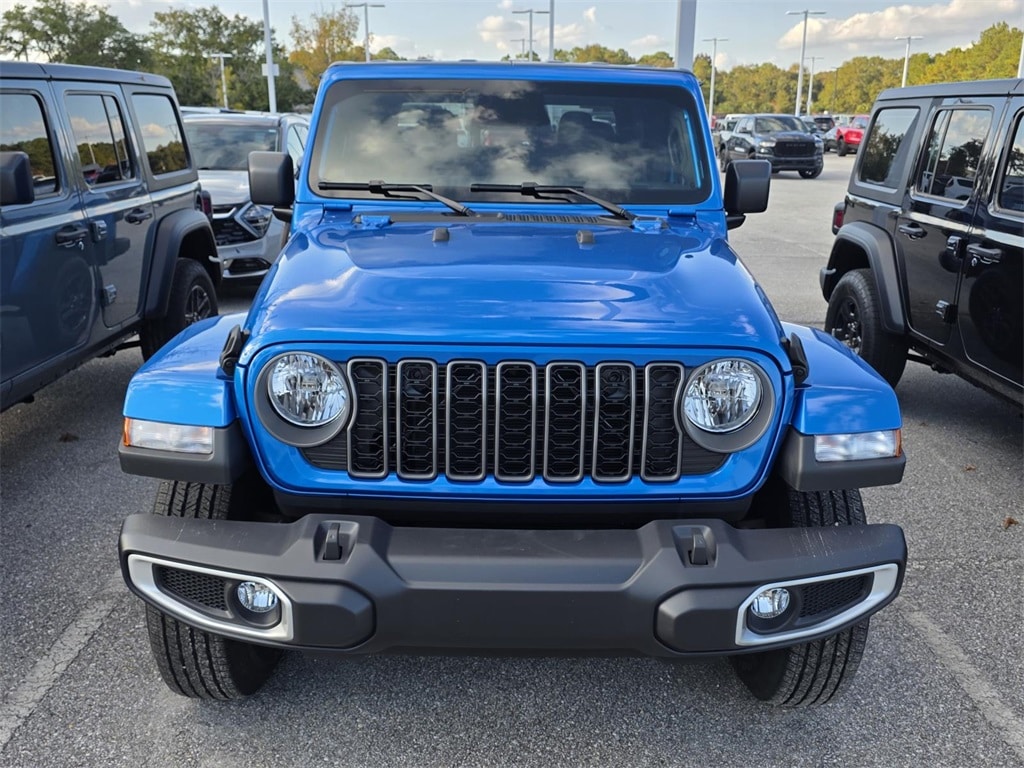 New 2026 Jeep Gladiator SPORT S 4X4 Pickup