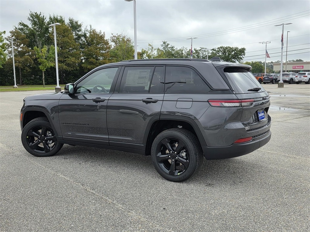 New 2025 Jeep Grand Cherokee ALTITUDE X 4X4 Sport Utility