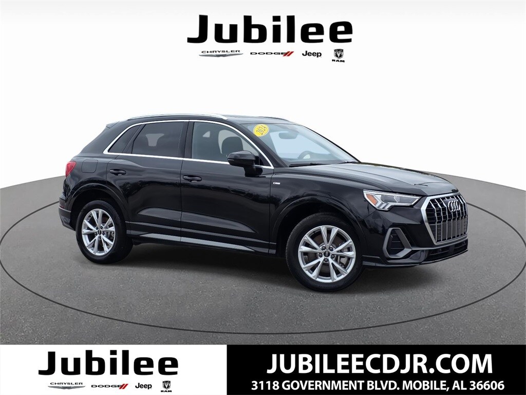 Used 2024 Audi Q3 Premium SUV