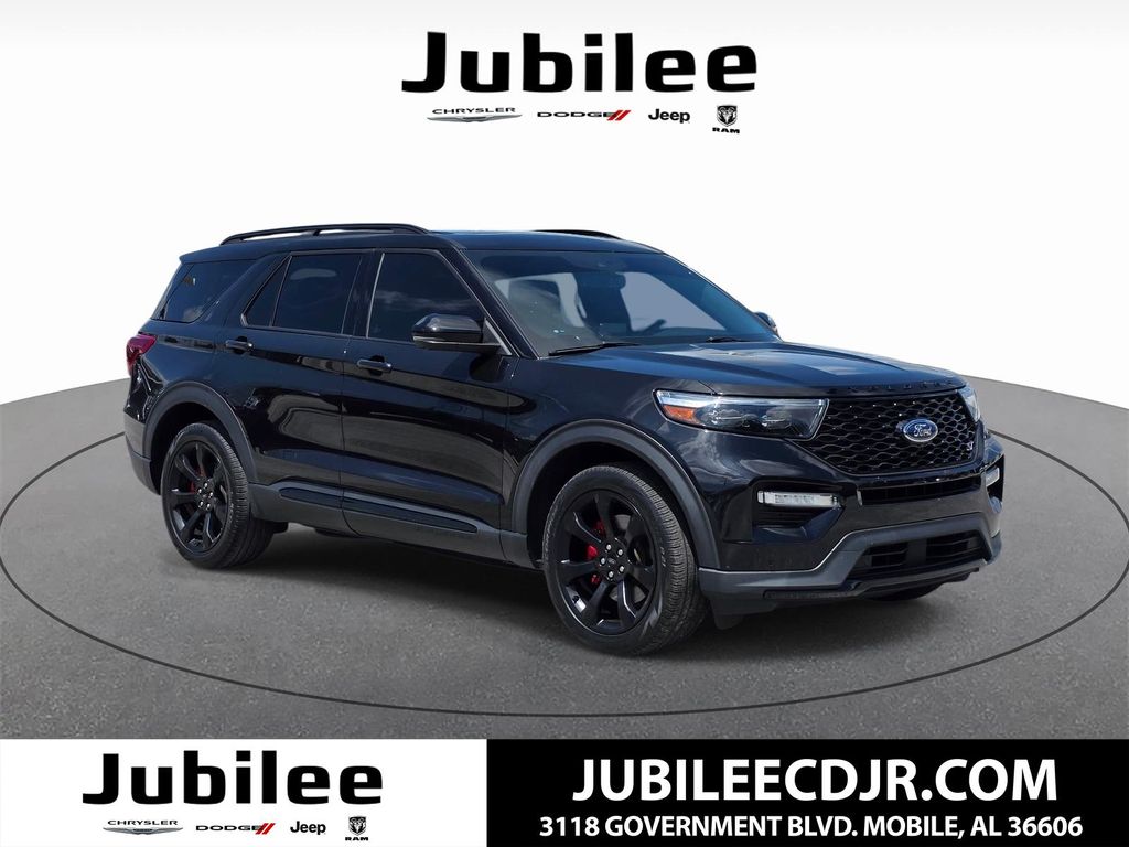 2022 Ford Explorer ST 4WD's photo