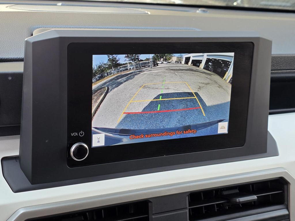 2024 Toyota Tacoma SR5 - Photo 11