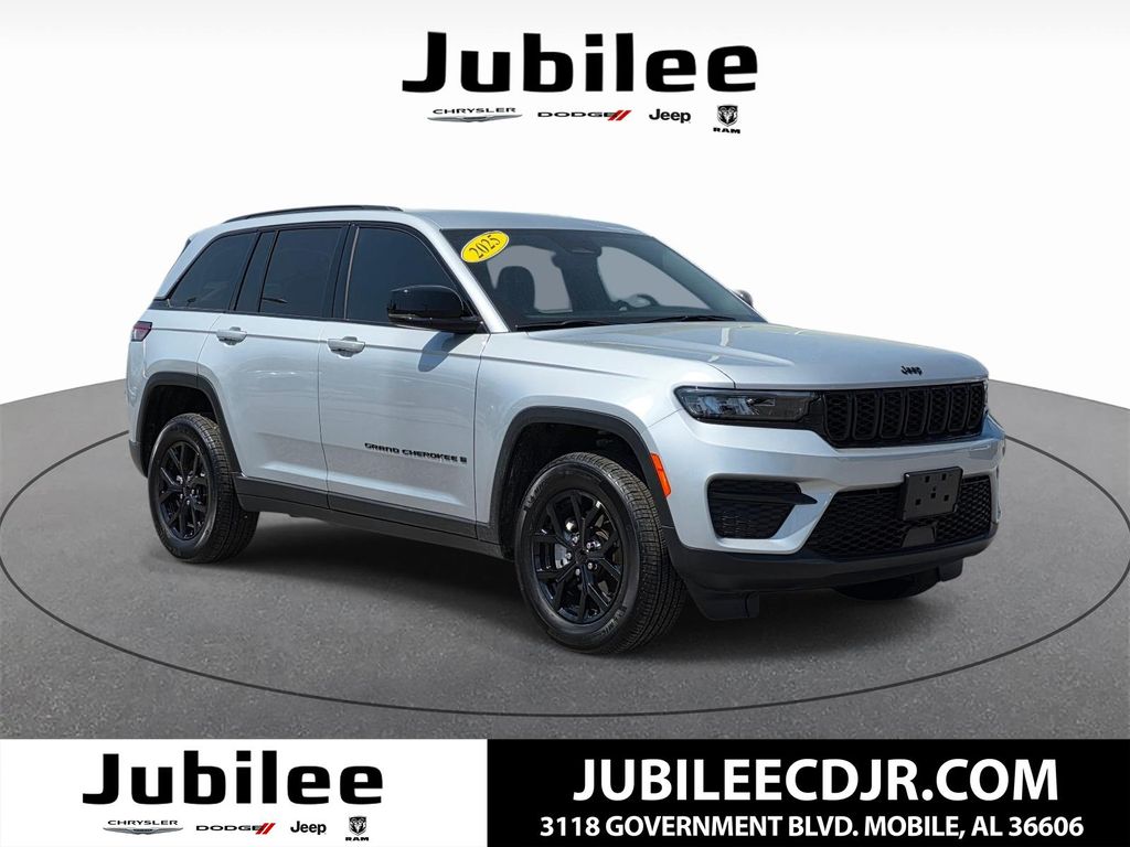 2025 Jeep Grand Cherokee SUV 
