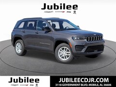 2025 Jeep Grand Cherokee LAREDO X 4X4 Sport Utility