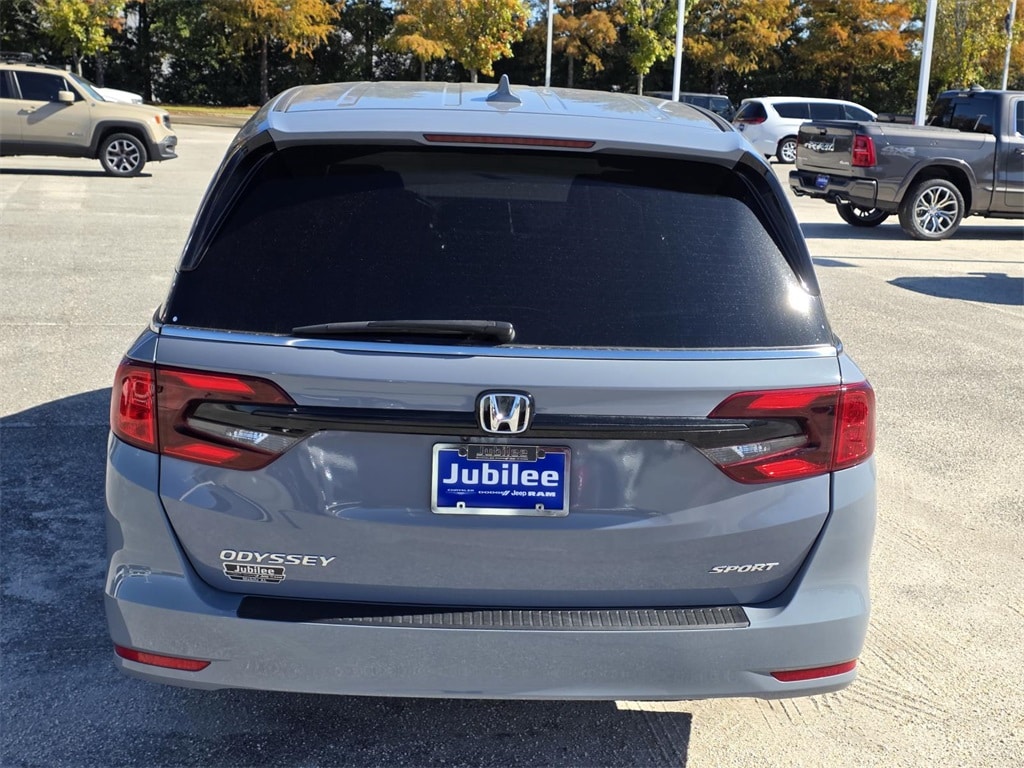 Used 2023 Honda Odyssey Sport Minivan/Van