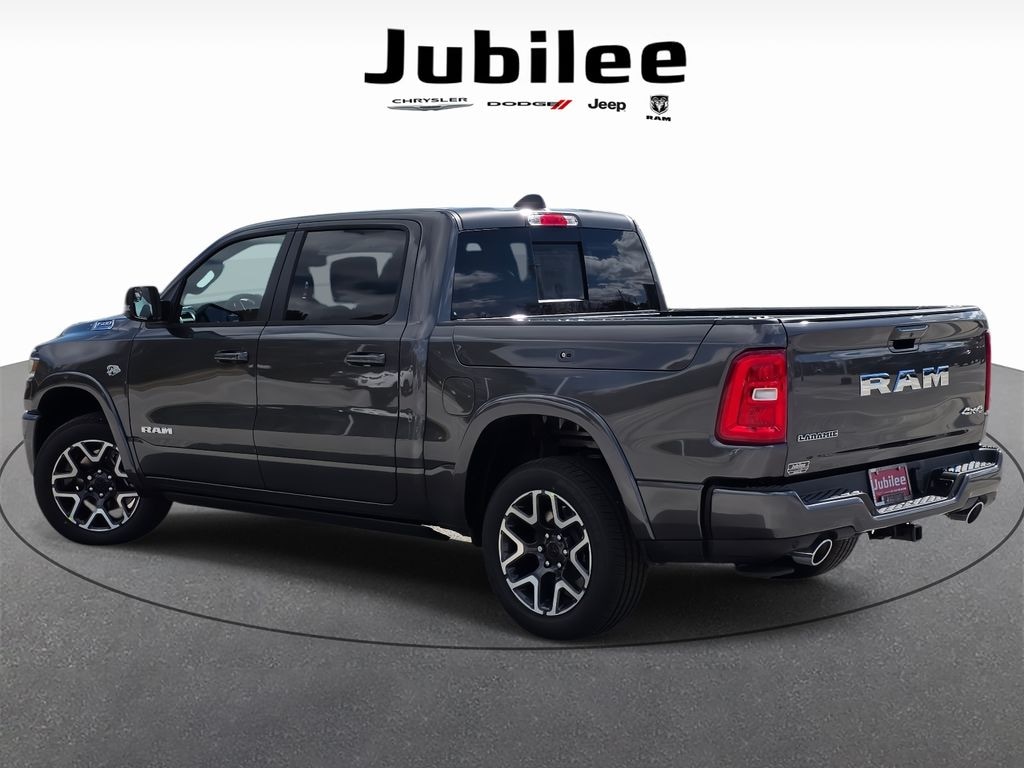 New 2026 Ram 1500 LARAMIE CREW CAB 4X4 5'7 BOX Pickup