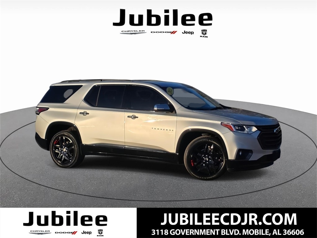 2021 Chevrolet Traverse Premier