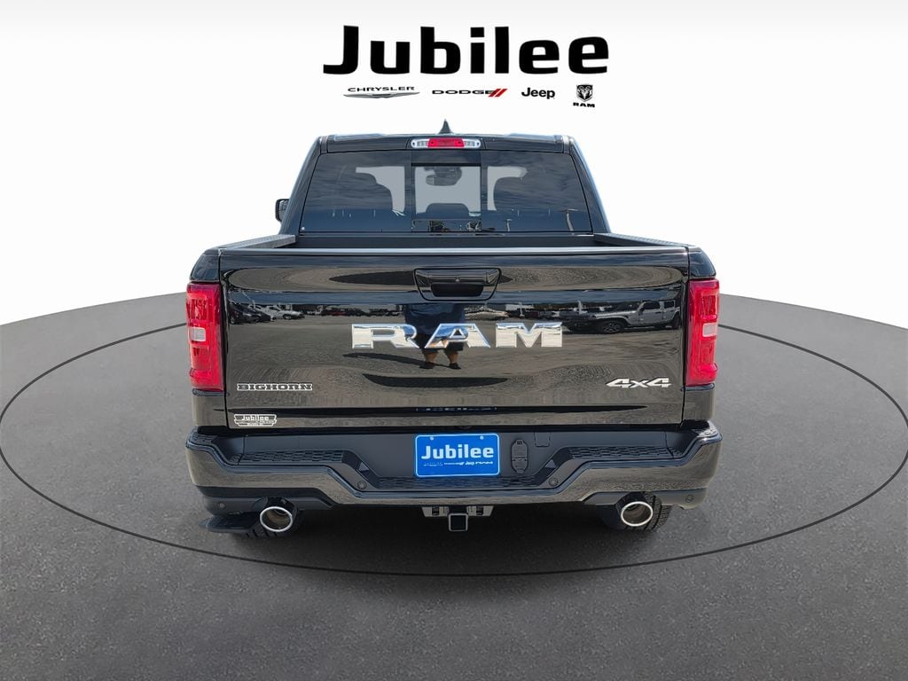 New 2025 Ram 1500 BIG HORN CREW CAB 4X4 5'7 BOX Pickup