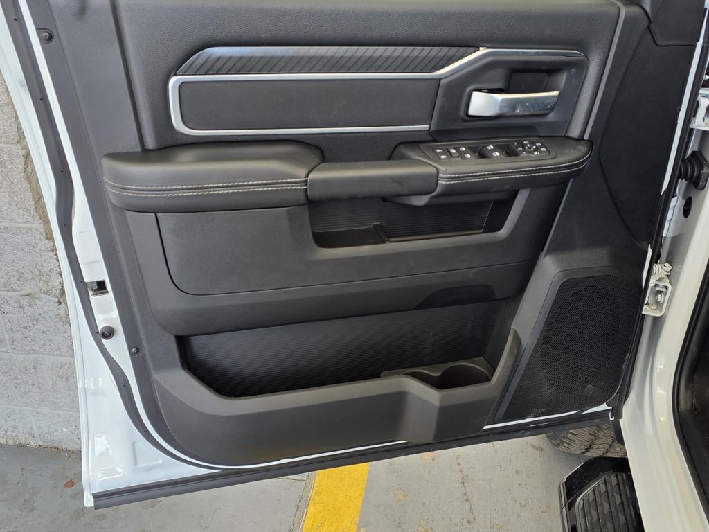 2026 RAM 2500 Big Horn - Photo 41