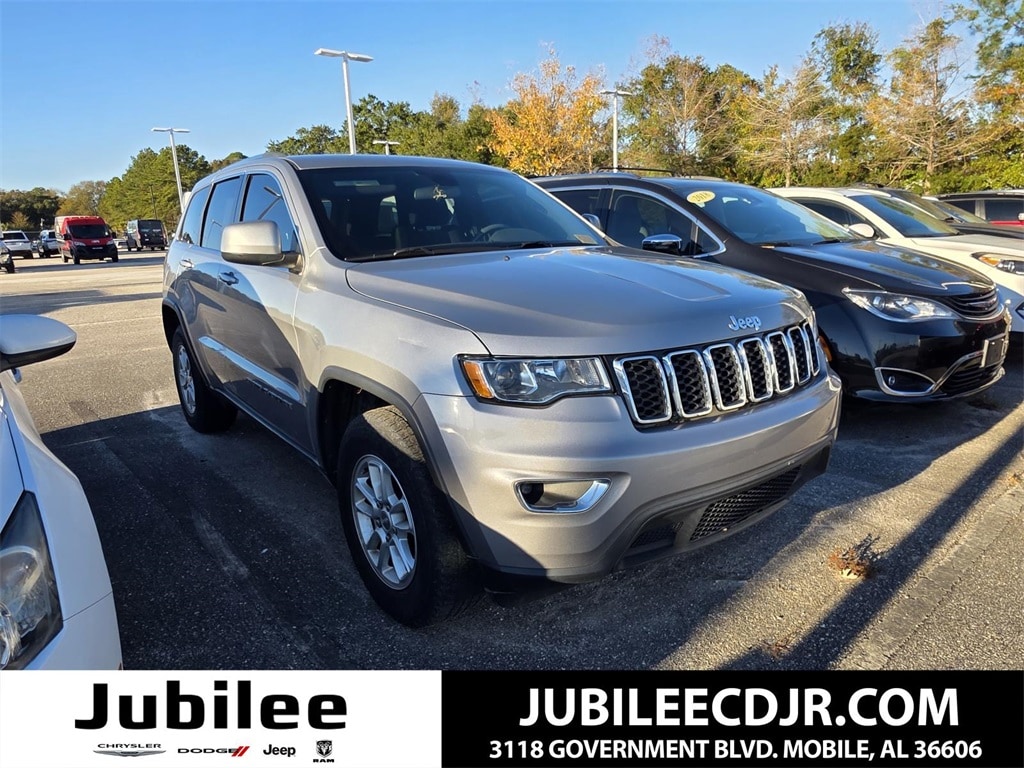 2020 Jeep Grand Cherokee Laredo E's photo