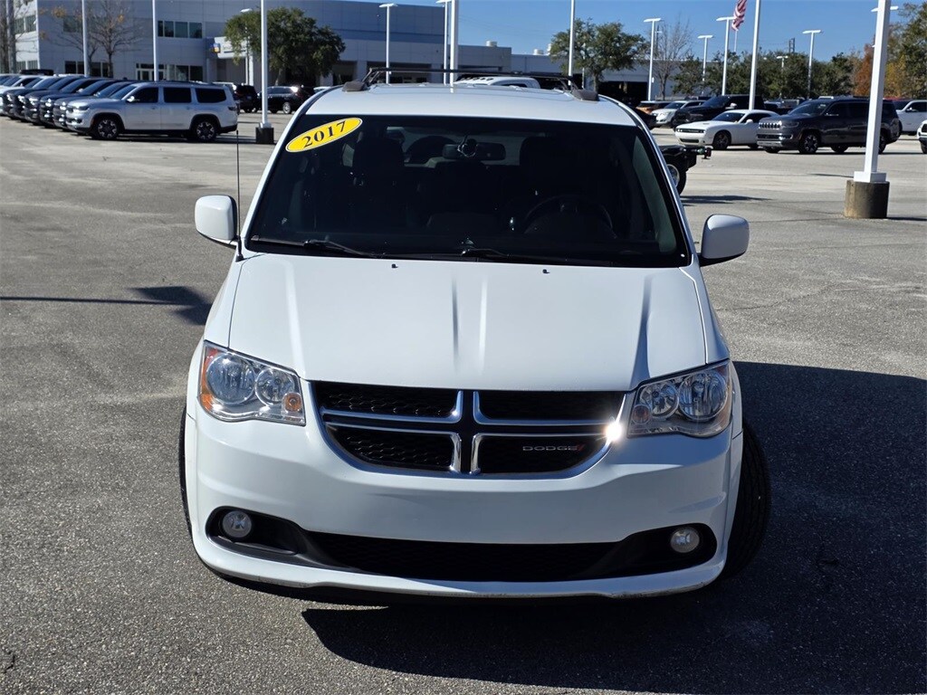 Used 2017 Dodge Grand Caravan SXT Minivan/Van
