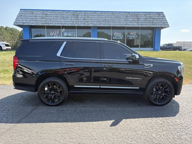 2021 Gmc Yukon Denali photo 3
