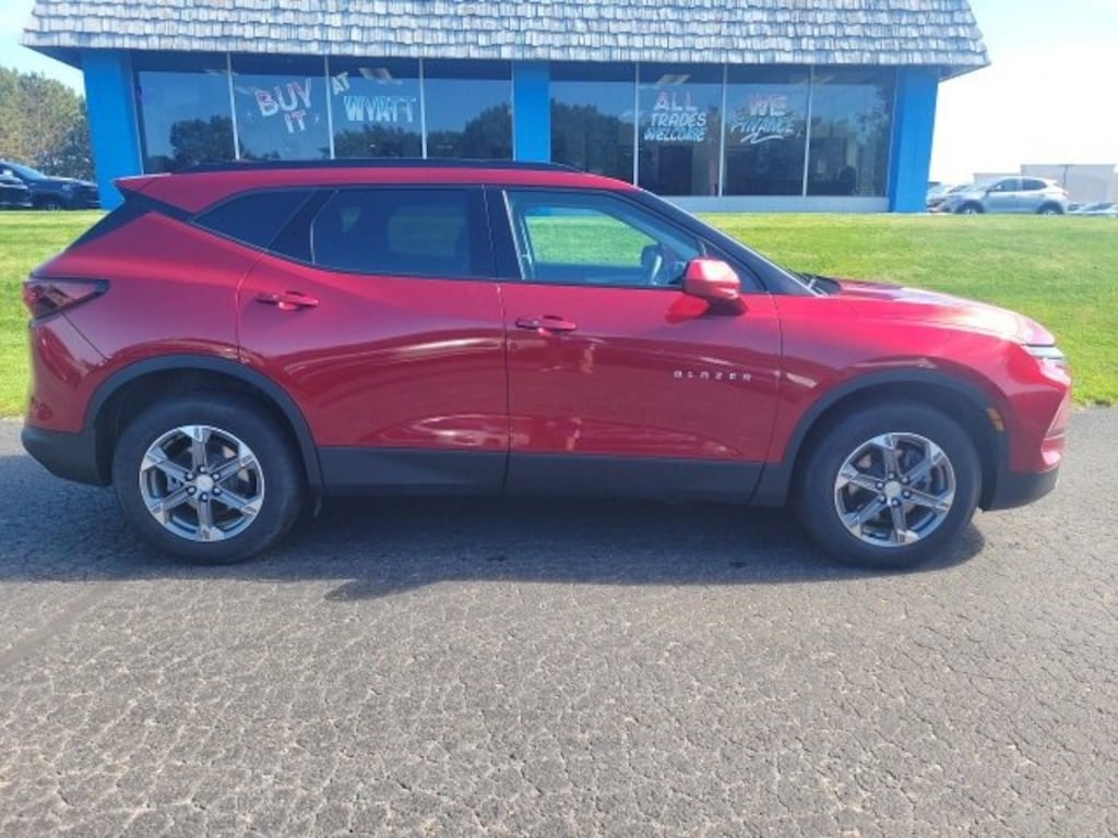Used 2023 Chevrolet Blazer 2LT SUV