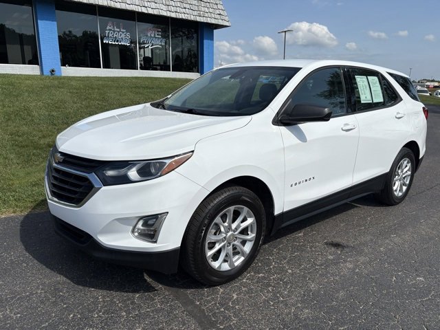 Used 2019 Chevrolet Equinox LS with VIN 2GNAXSEV4K6290597 for sale in Manistee, MI