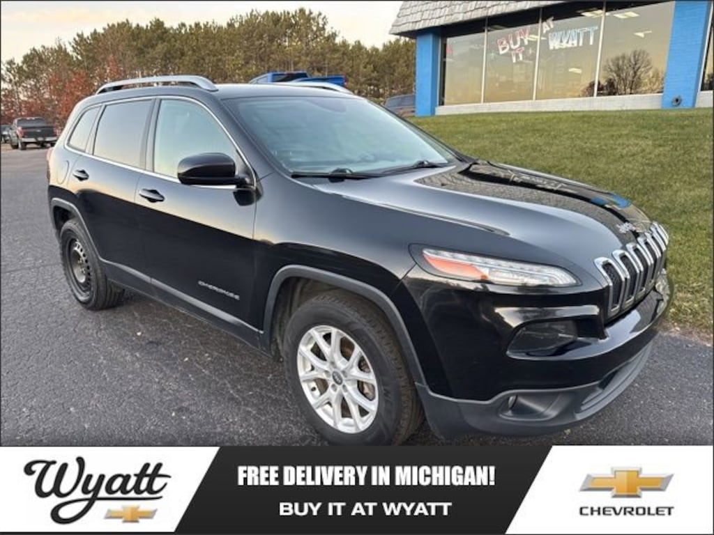 Used 2016 Jeep Cherokee Latitude SUV