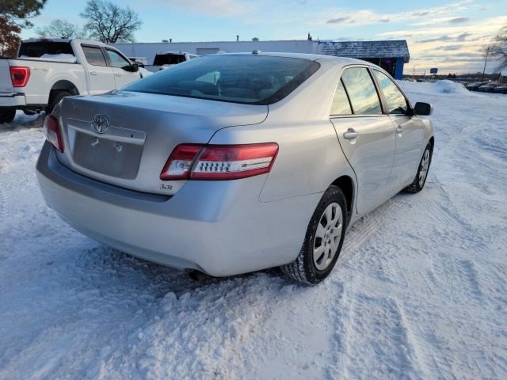 Used 2011 Toyota Camry LE
