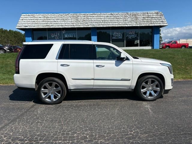 2017 Cadillac Escalade Premium Luxury - Photo 4