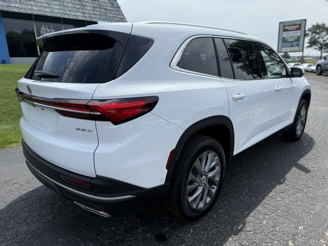 2025 Buick Enclave Preferred photo 2