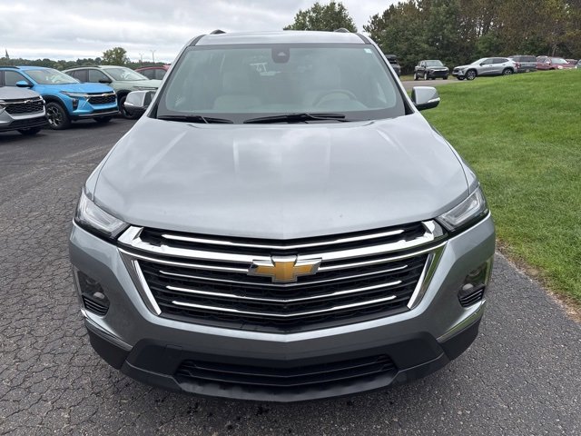 2023 Chevrolet Traverse Leather photo 2