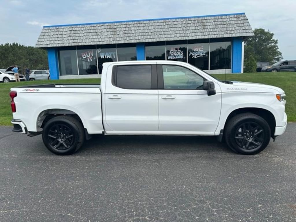 Used 2022 Chevrolet Silverado 1500 RST Truck
