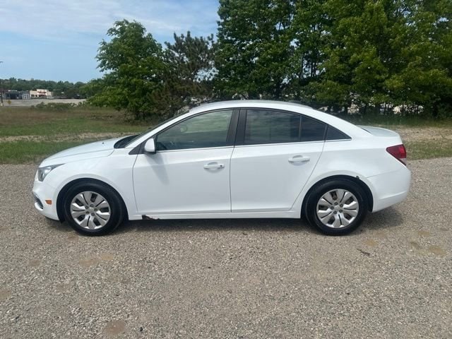 Used 2015 Chevrolet Cruze 1LT with VIN 1G1PC5SB0F7269948 for sale in Manistee, MI