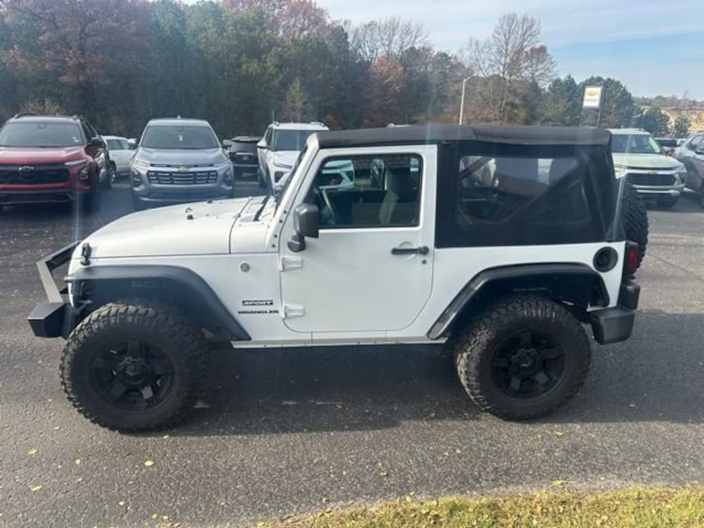 Used 2016 Jeep Wrangler Sport