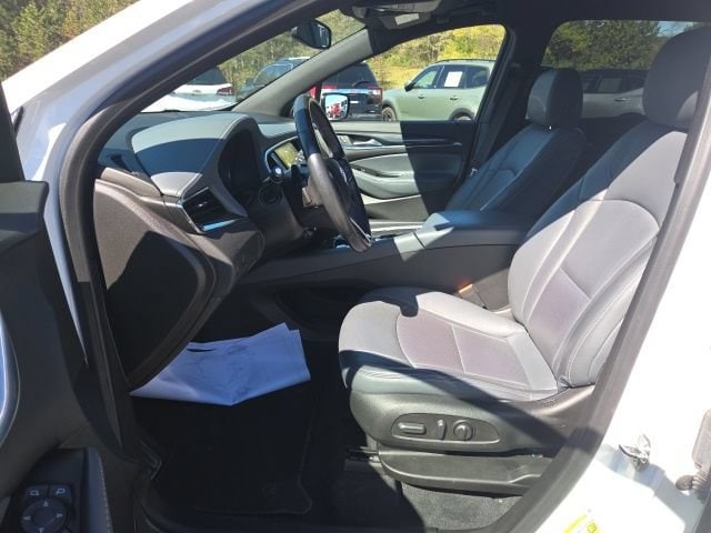 2023 Buick Enclave Essence - Photo 12