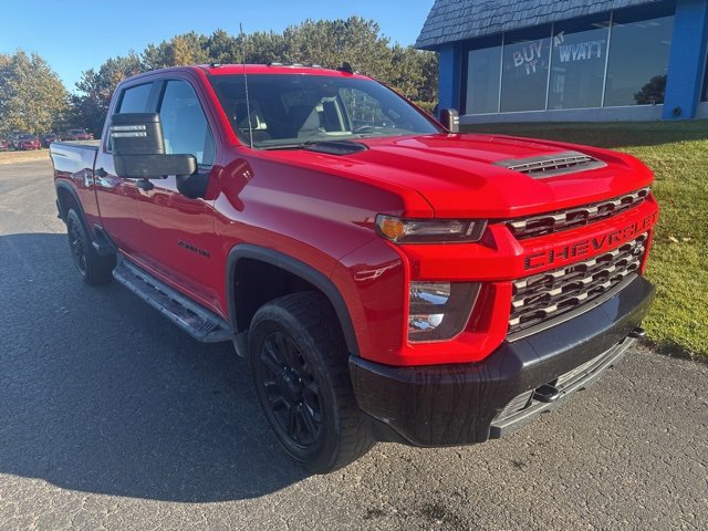 2020 Chevrolet Silverado 2500HD Custom photo 3