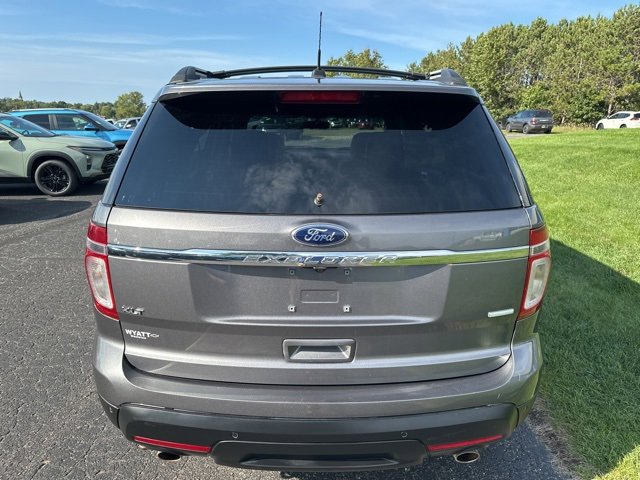 2013 Ford Explorer XLT photo 4