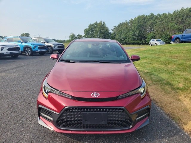 2022 Toyota Corolla SE photo 3