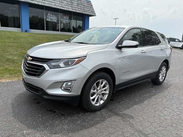 Used 2019 Chevrolet Equinox LT with VIN 3GNAXUEV1KS675158 for sale in Manistee, MI