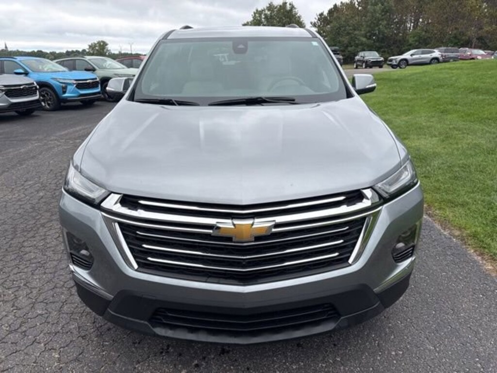 Used 2023 Chevrolet Traverse LT Leather SUV